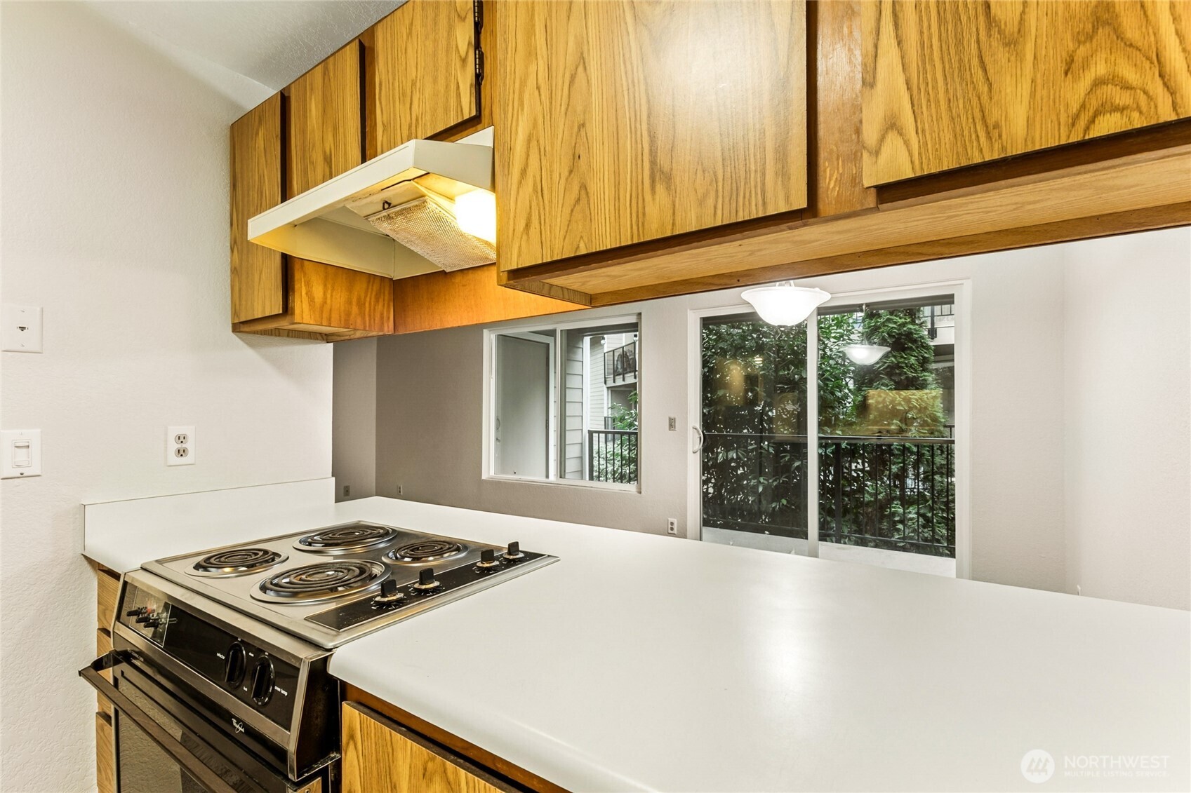 19855 25th Avenue NE #210, Shoreline, WA 98155