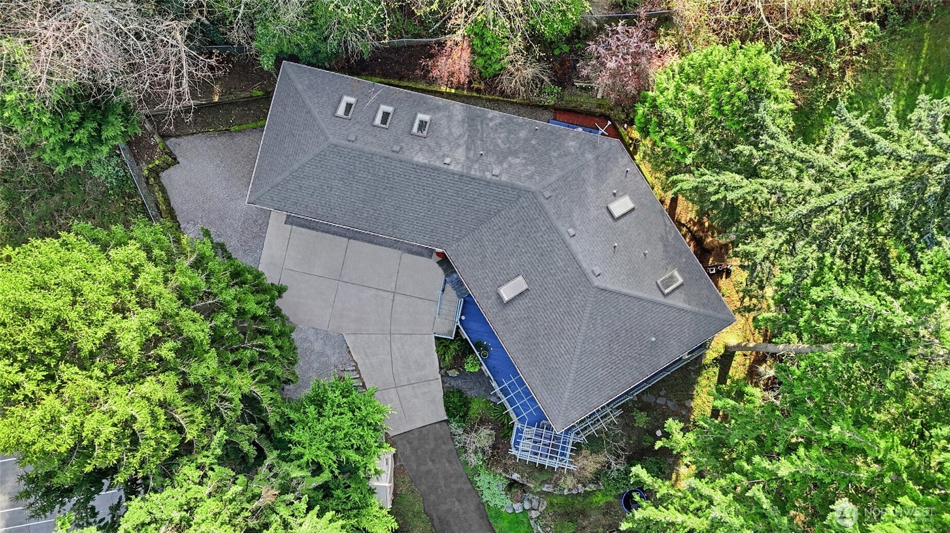 12117 Clearview Drive , Edmonds, WA 98026