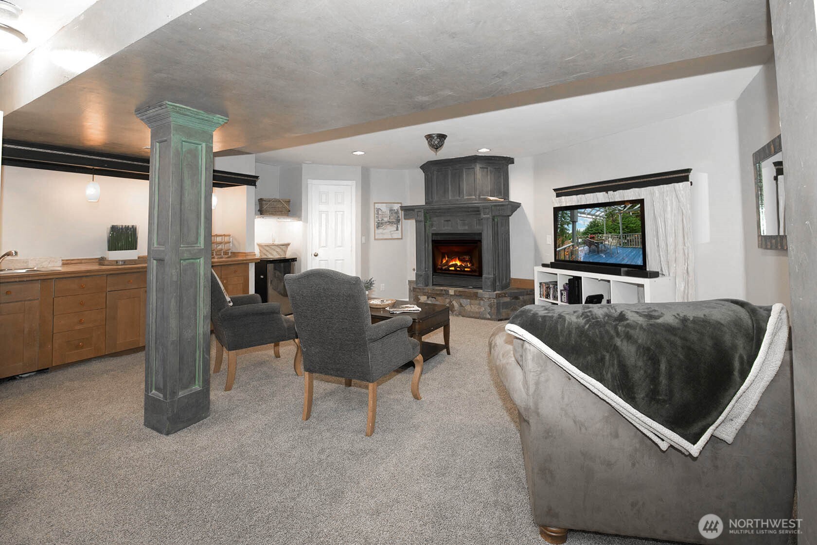 12117 Clearview Drive , Edmonds, WA 98026