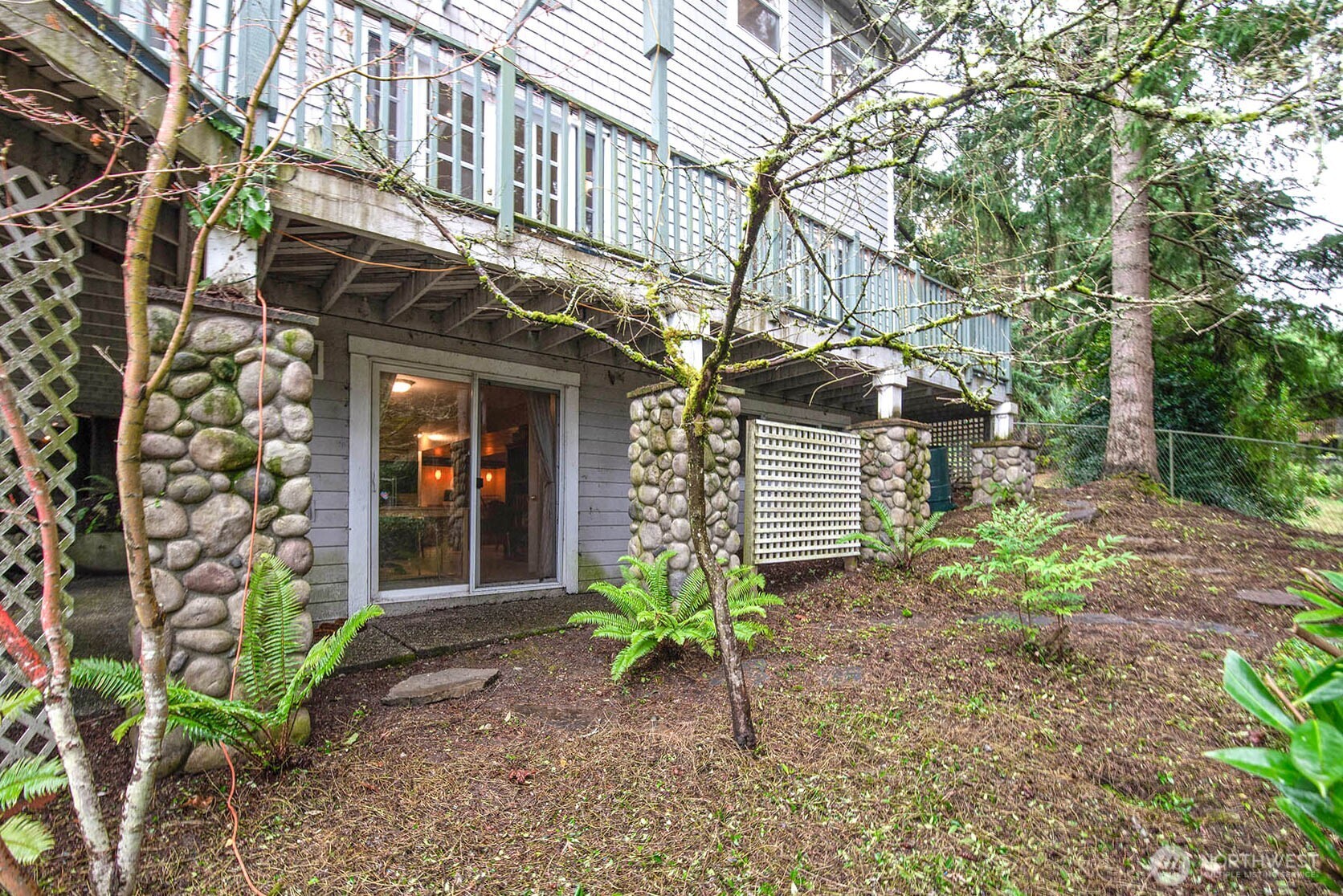 12117 Clearview Drive , Edmonds, WA 98026