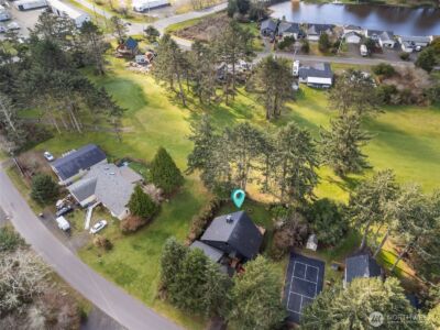 147 Octopus Avenue NE, Ocean Shores, WA 98569 - Photo 35