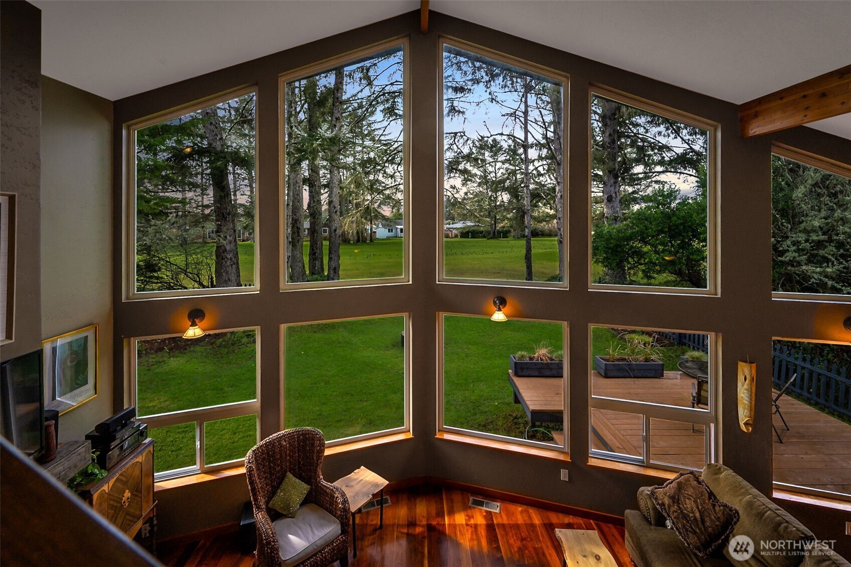 147 Octopus Avenue NE, Ocean Shores, WA 98569