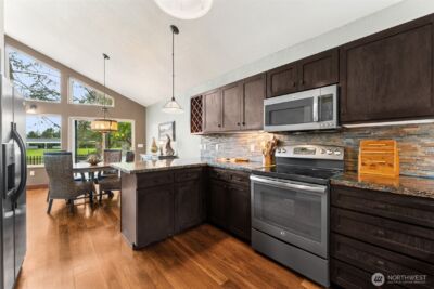 147 Octopus Avenue NE, Ocean Shores, WA 98569 - Photo 9