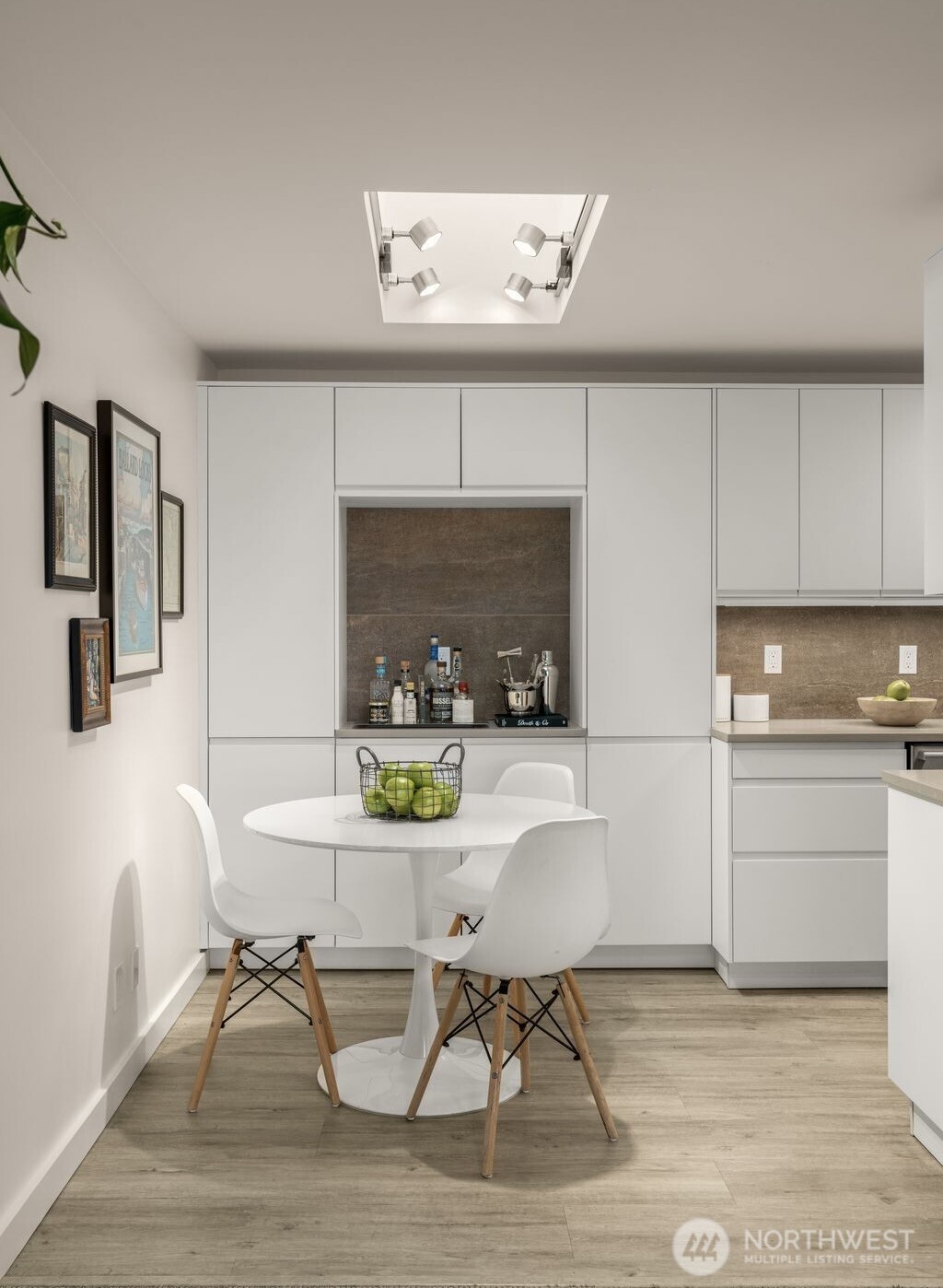 2301 Fairview Avenue E #405, Seattle, WA 98102-6512