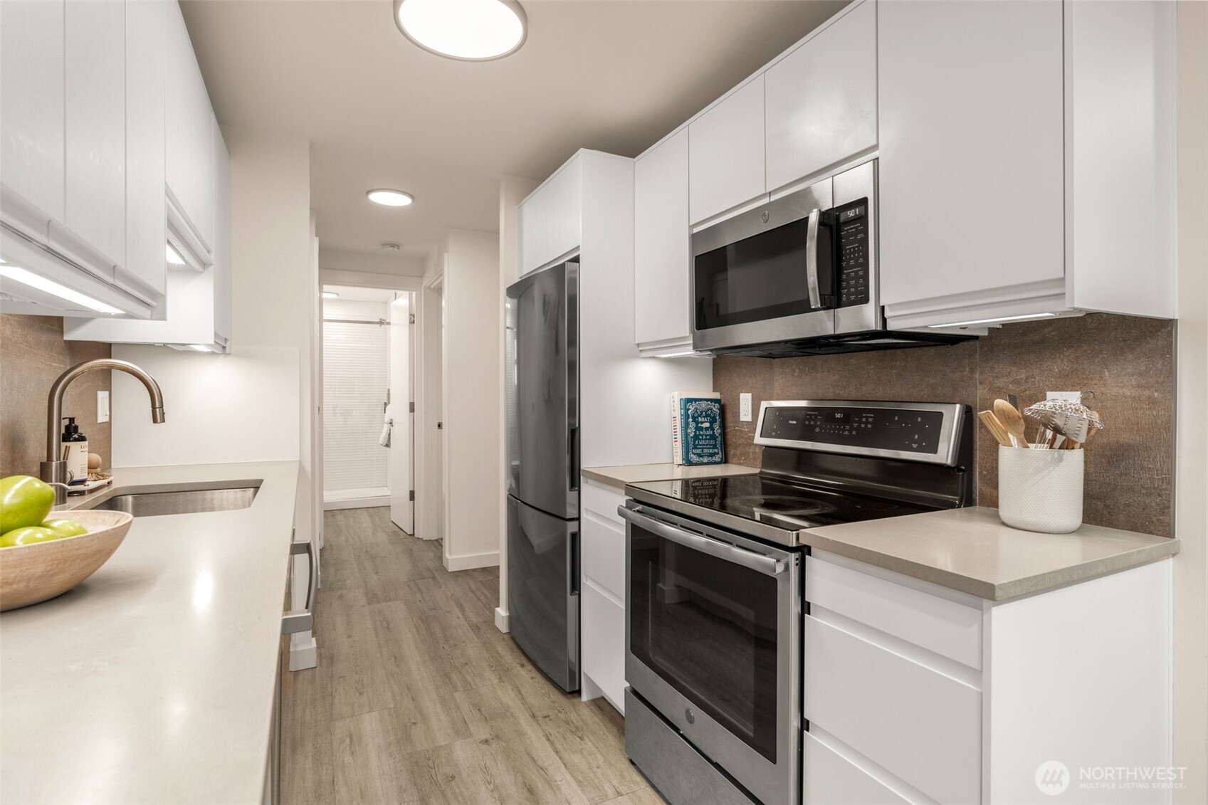 2301 Fairview Avenue E #405, Seattle, WA 98102-6512