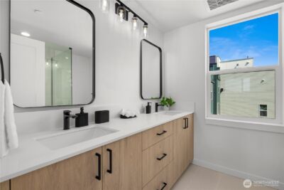 3852 Carr Place N, Seattle, WA 98103 - Photo 14