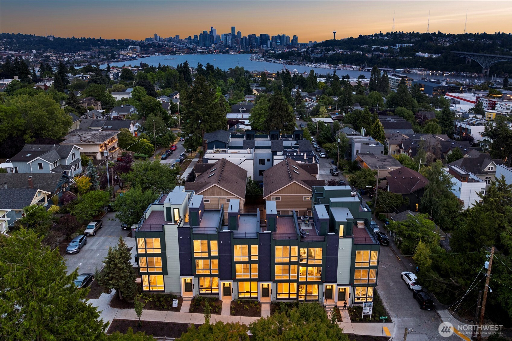 3852 Carr Place N, Seattle, WA 98103