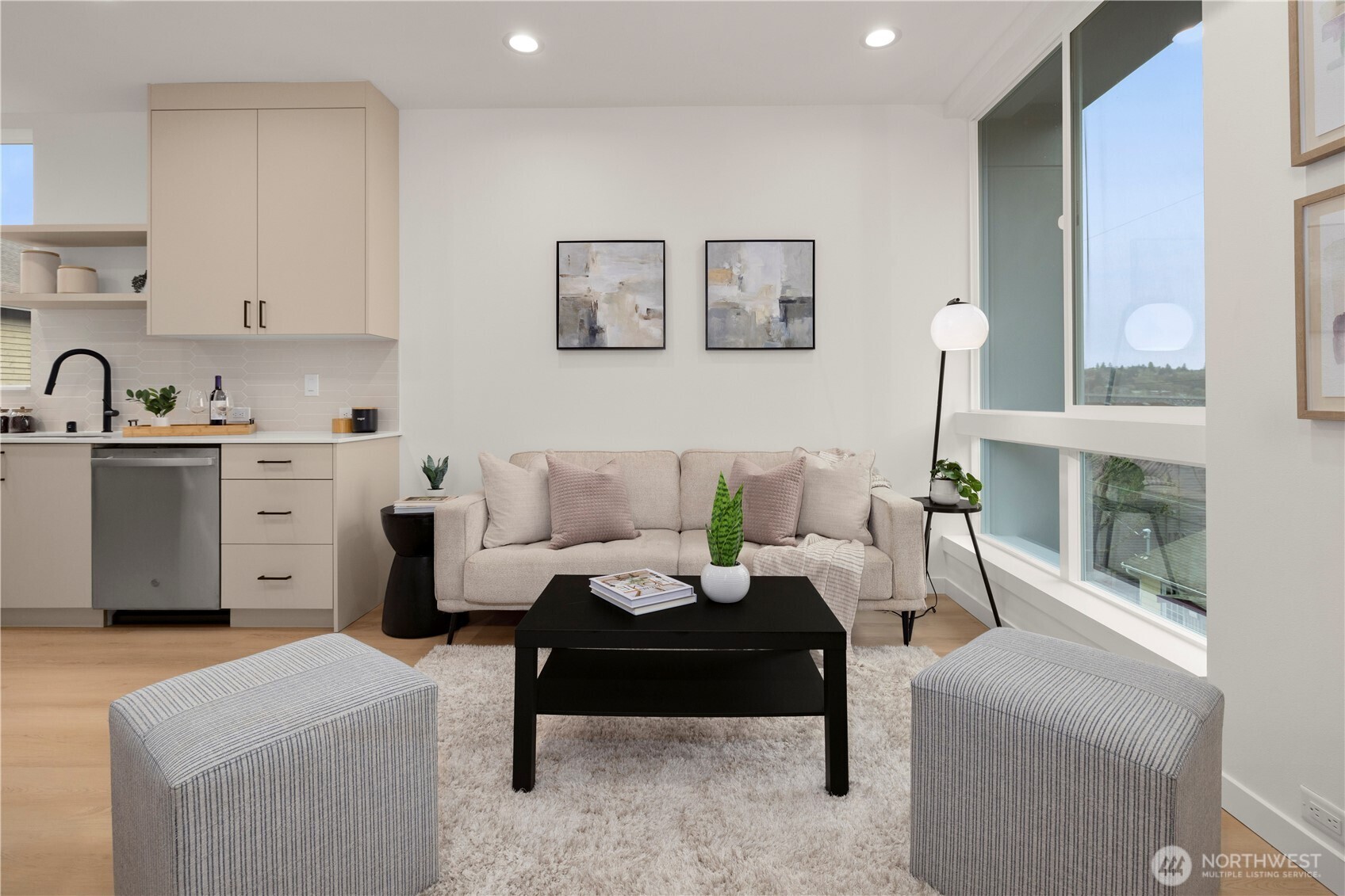 3852 Carr Place N, Seattle, WA 98103