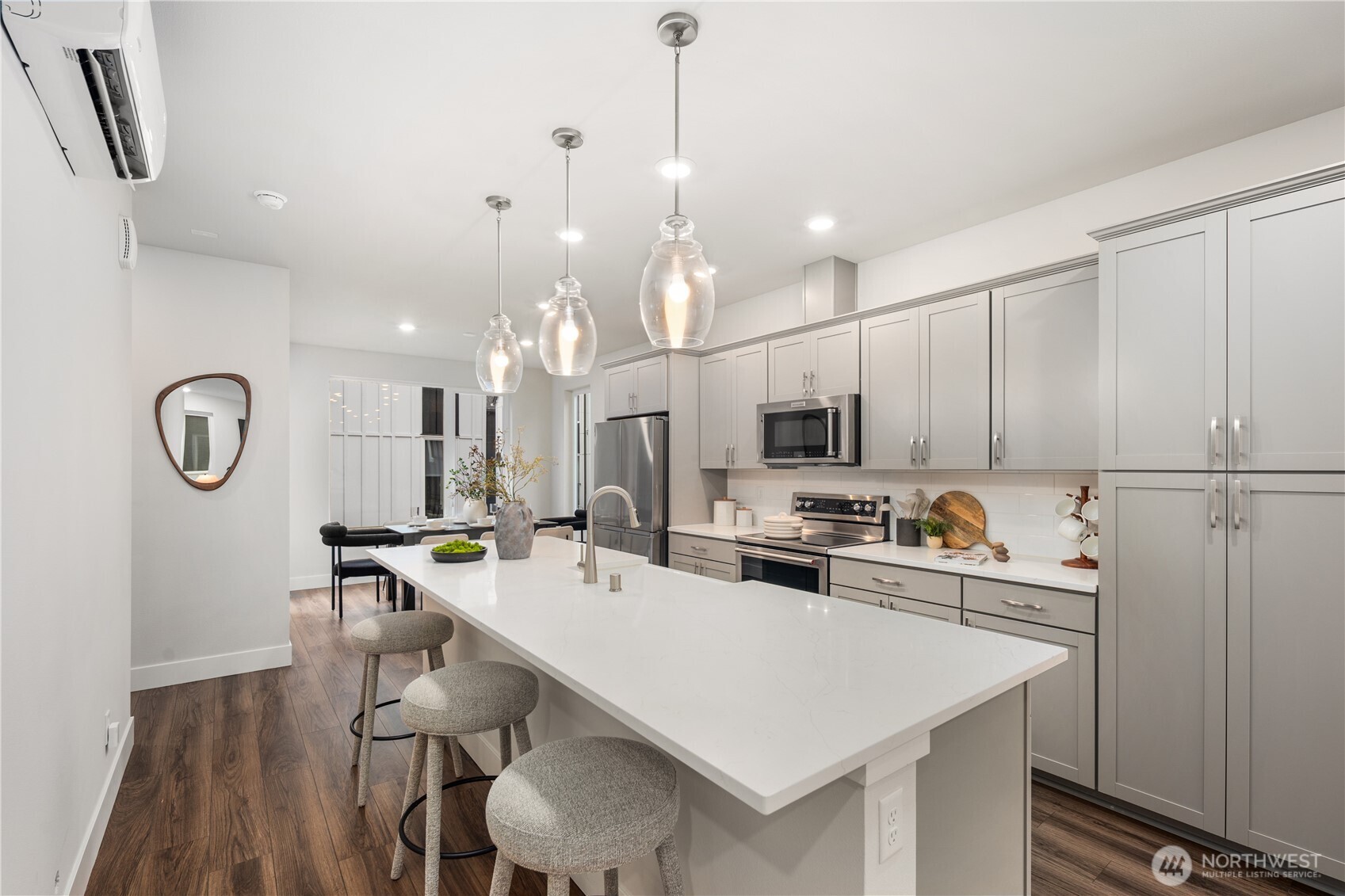 13335 Greenwood Avenue N #D, Seattle, WA 98133