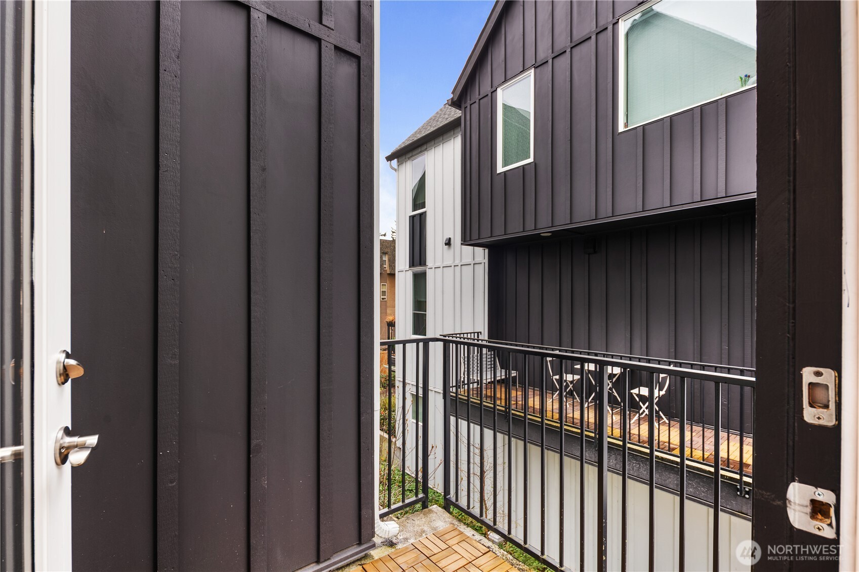 13335 Greenwood Avenue N #D, Seattle, WA 98133