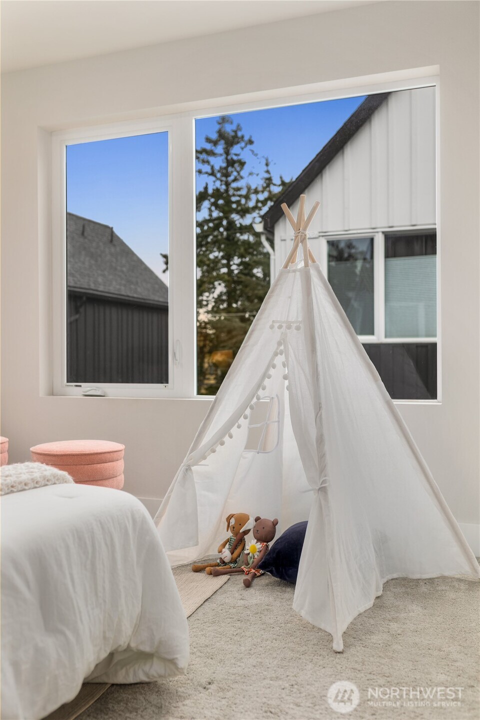 13335 Greenwood Avenue N #D, Seattle, WA 98133