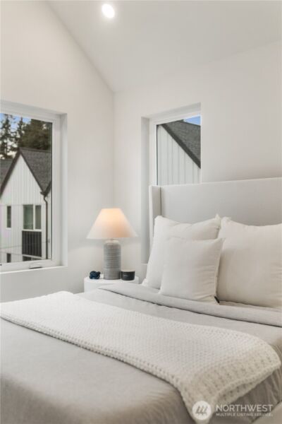 13335 Greenwood Avenue N #D, Seattle, WA 98133 - Photo 29