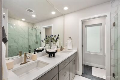 13335 Greenwood Avenue N #D, Seattle, WA 98133 - Photo 31