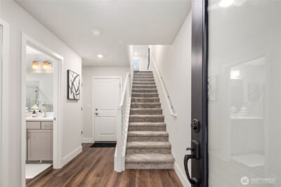 13335 Greenwood Avenue N #D, Seattle, WA 98133 - Photo 34