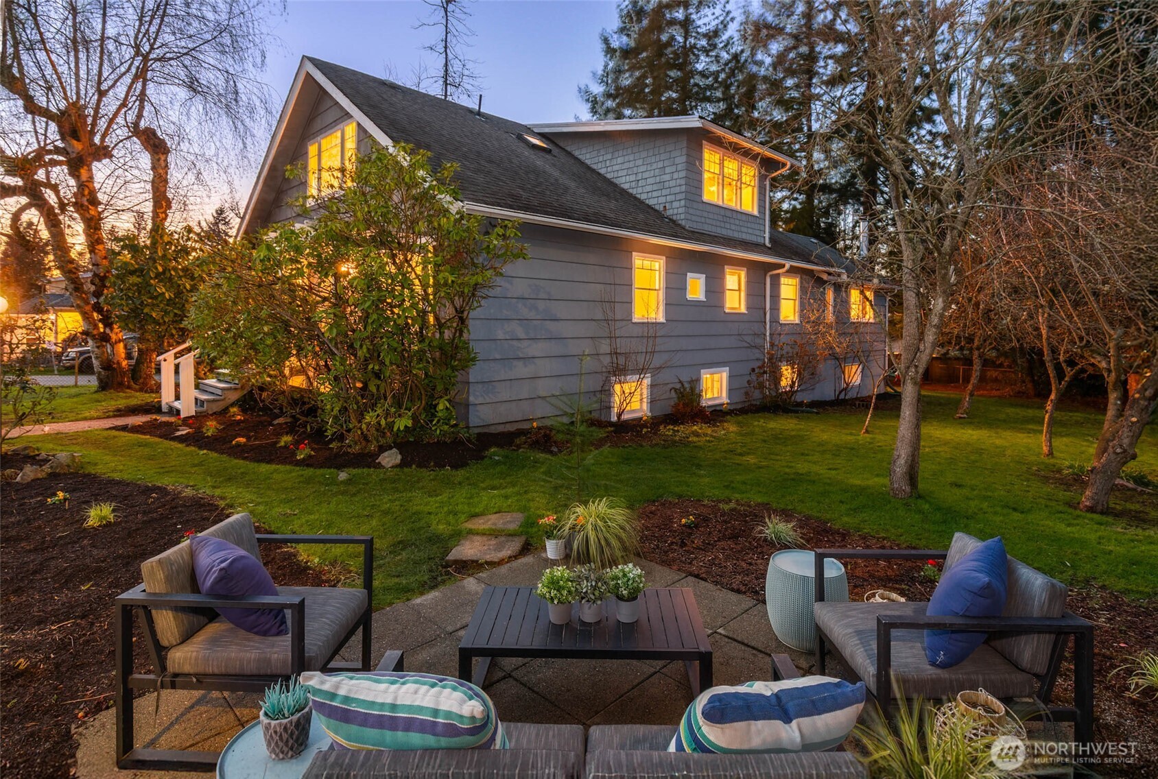 1202 NE 97th Street , Seattle, WA 98115