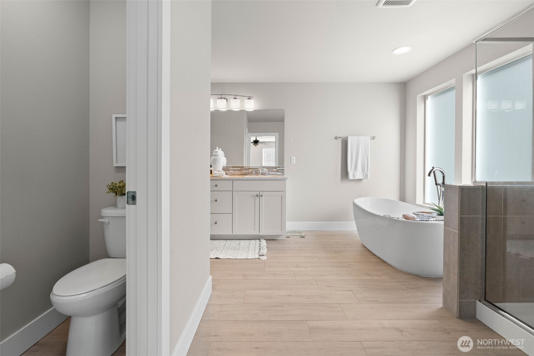 7635 53rd Place , Gig Harbor, WA 98335