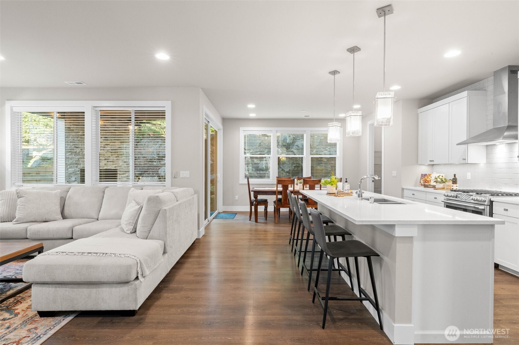 7635 53rd Place , Gig Harbor, WA 98335