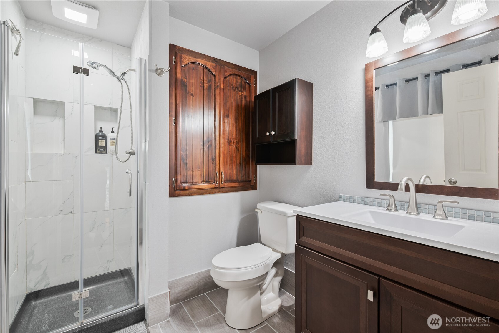 122 Alturas Drive , Kelso, WA 98626