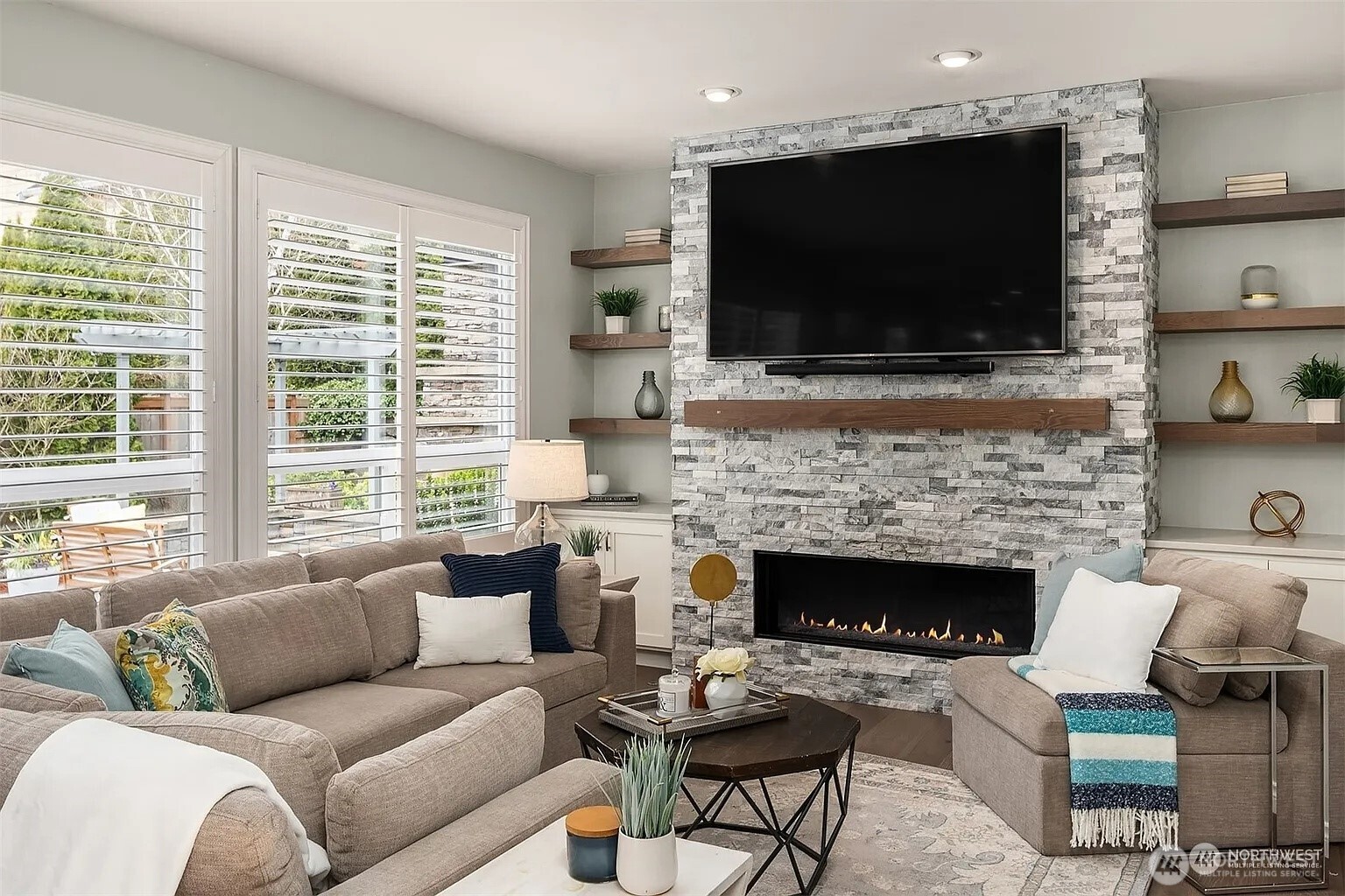 1013 233rd Place NE, Sammamish, WA 98074