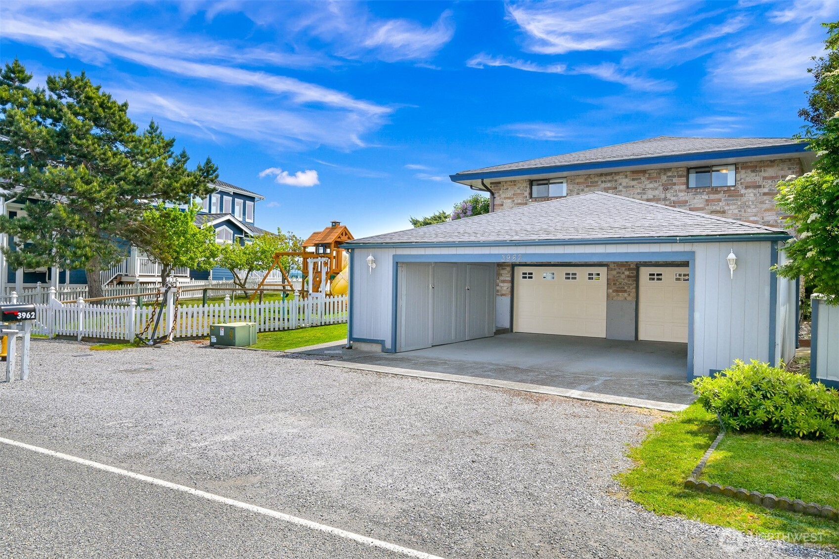 3962 Saltspring Drive , Ferndale, WA 98248