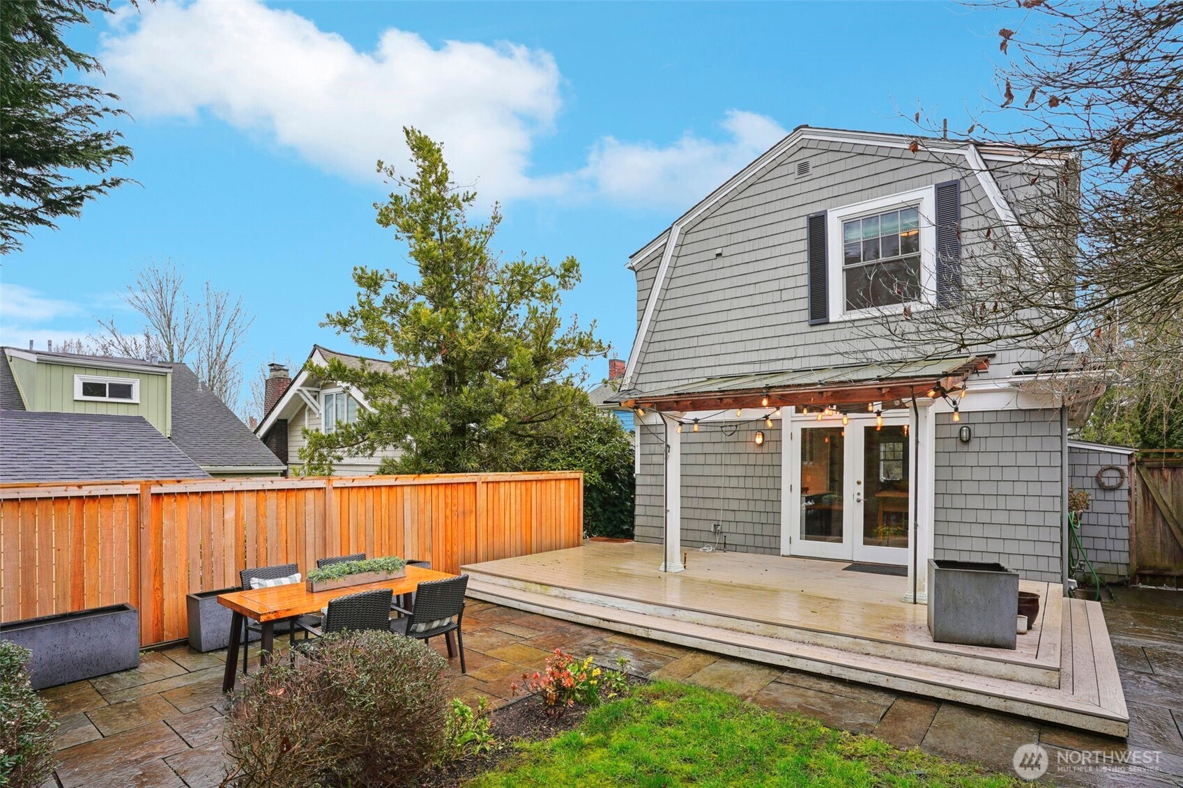 3141 Broadway E, Seattle, WA 98102