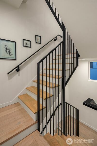 2330 W Plymouth Street #B, Seattle, WA 98199 - Photo 8