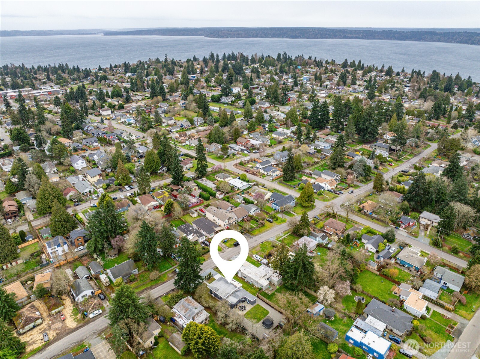 3528 SW 98th Street , Seattle, WA 98126