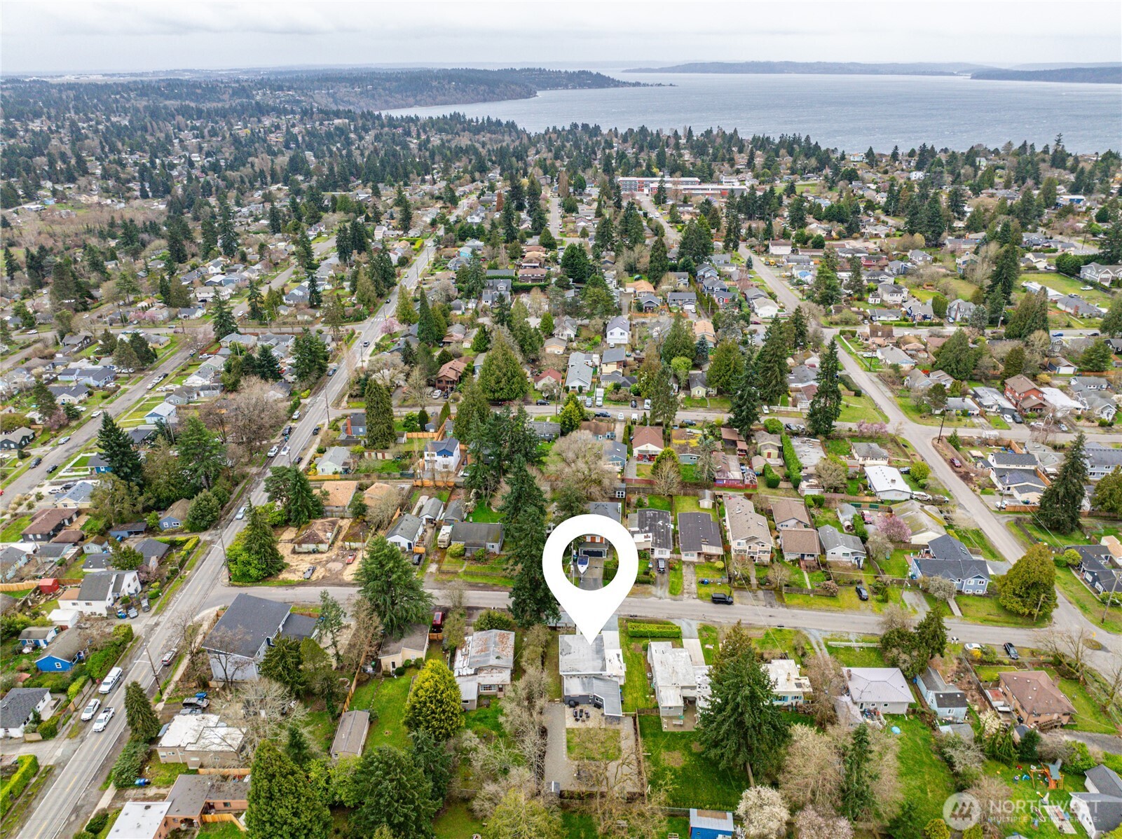 3528 SW 98th Street , Seattle, WA 98126