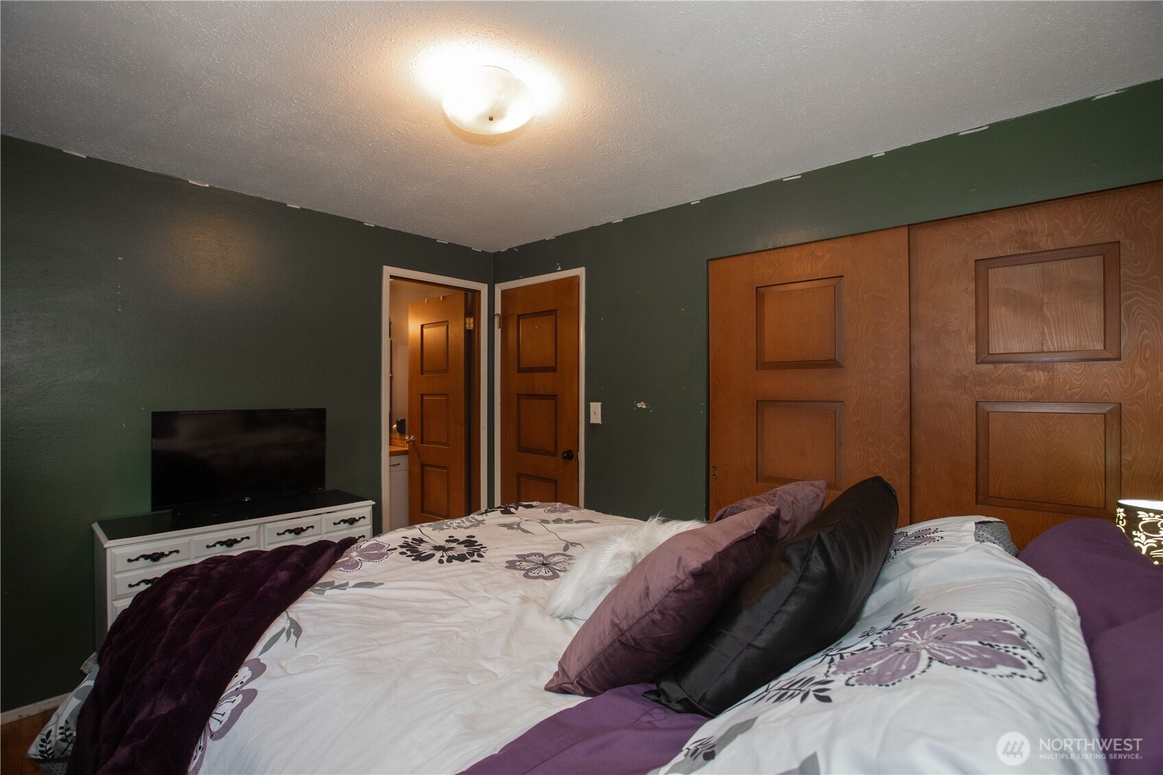 126 Hawthorn Lane , Shelton, WA 98584