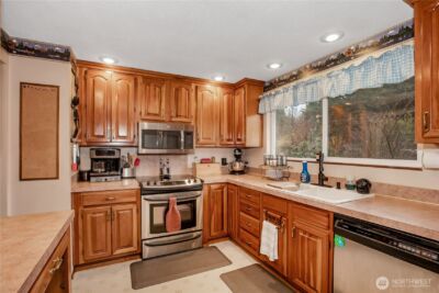 126 Hawthorn Lane , Shelton, WA 98584 - Photo 8
