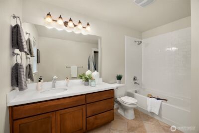 2073 NE Noble Street , Issaquah, WA 98029 - Photo 30
