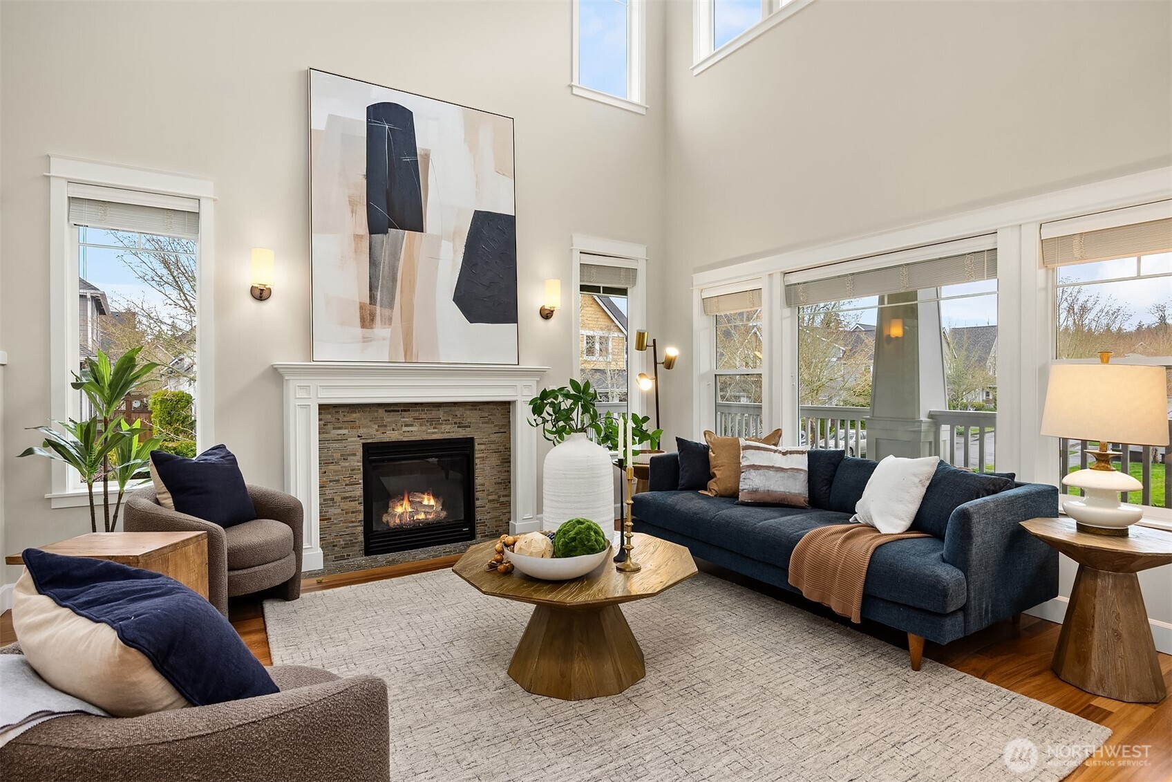 2073 NE Noble Street , Issaquah, WA 98029