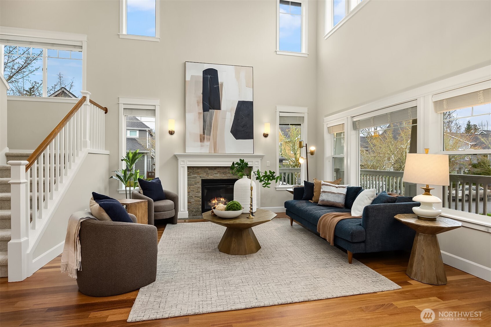 2073 NE Noble Street , Issaquah, WA 98029