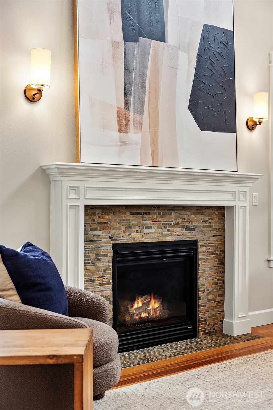 2073 NE Noble Street , Issaquah, WA 98029