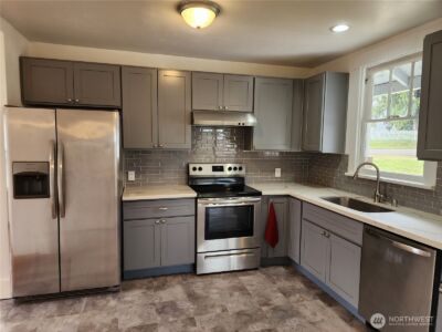 618 Fairmount Avenue , Shelton, WA 98584 - Photo 10