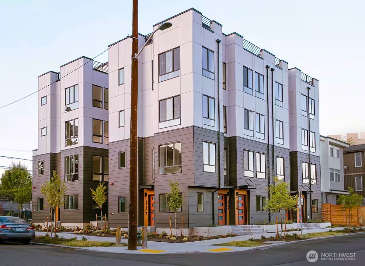 1300 E Remington Court #A, Seattle, WA 98122