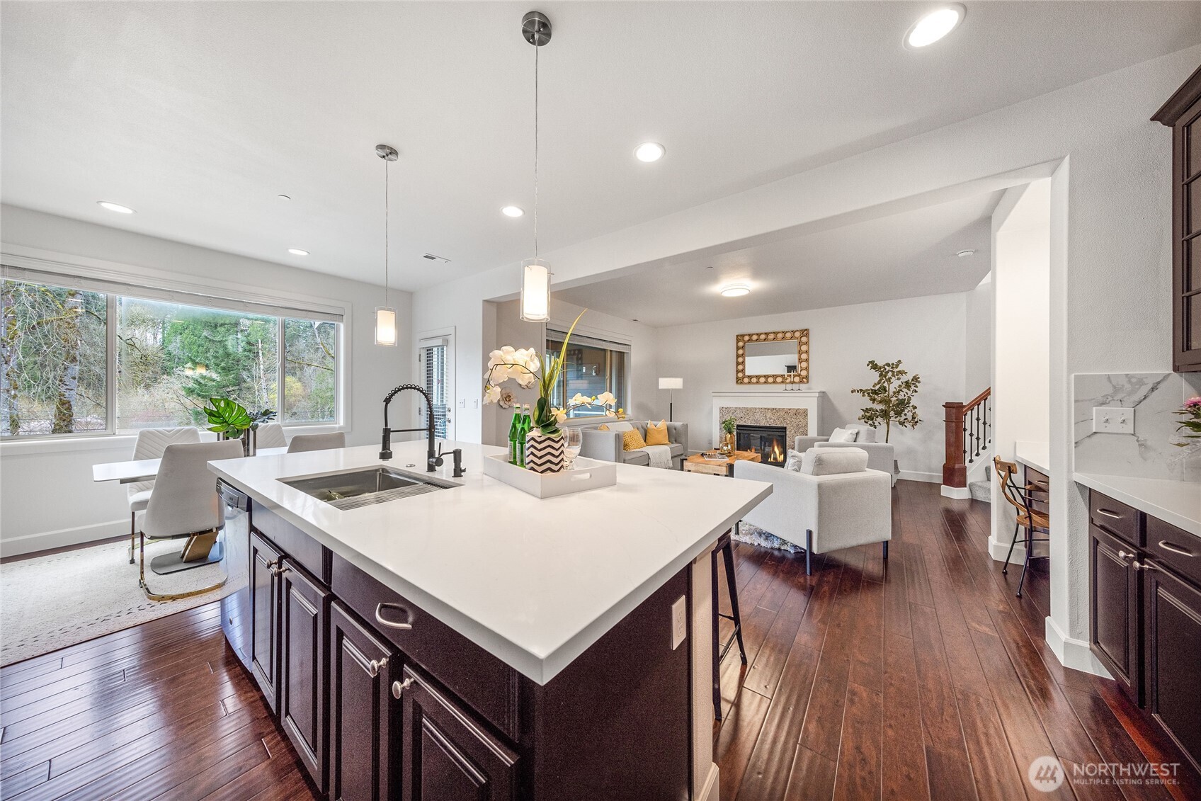 20017 94th Avenue NE, Bothell, WA 98011