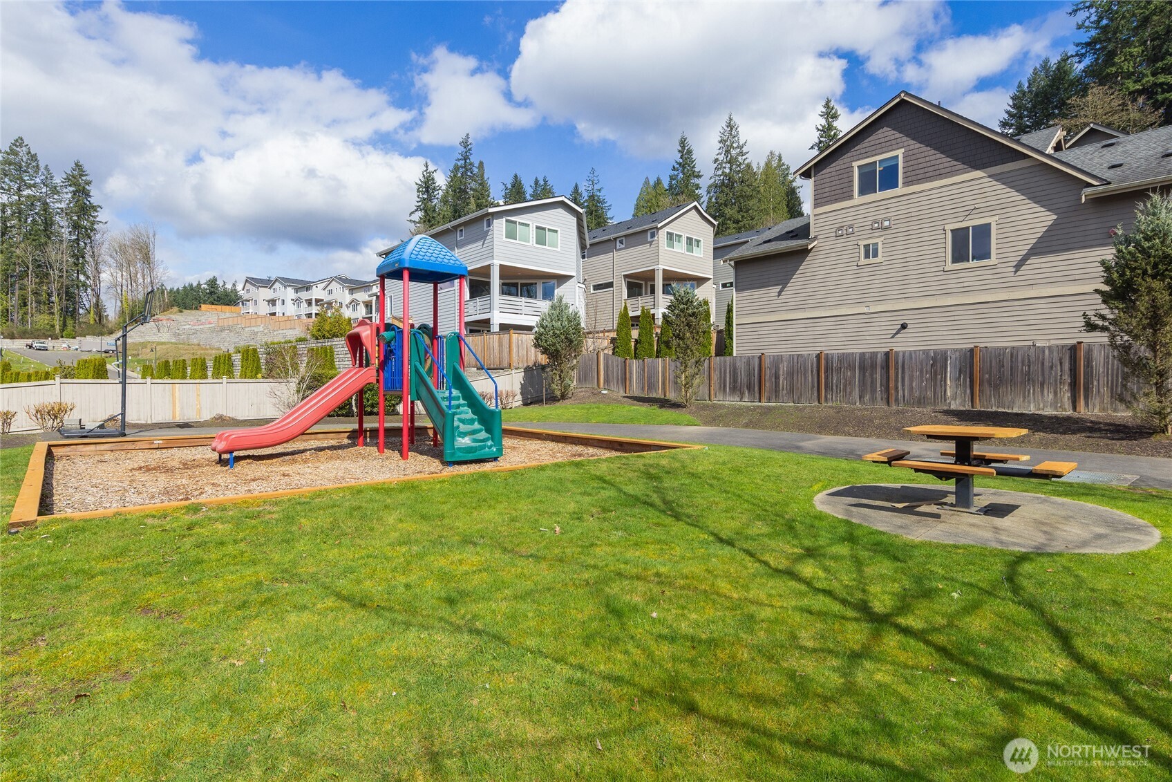 20017 94th Avenue NE, Bothell, WA 98011