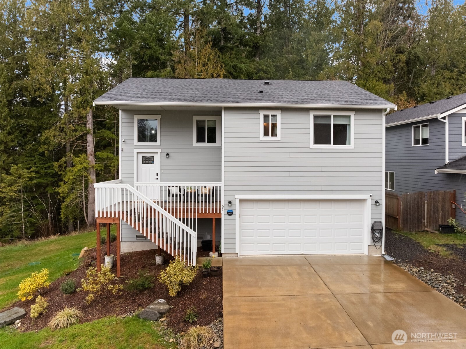 61 E Ellinor Peak Place , Belfair, WA 98528