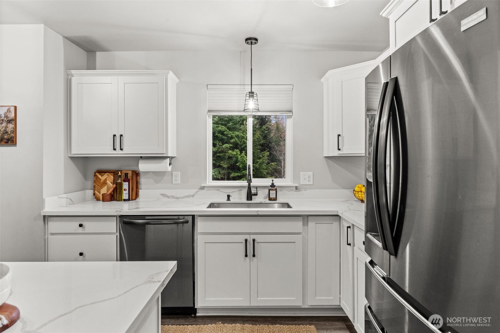 61 E Ellinor Peak Place , Belfair, WA 98528