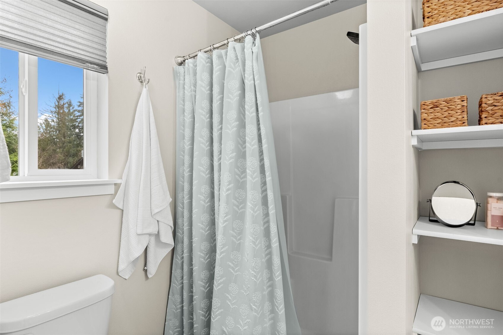 61 E Ellinor Peak Place , Belfair, WA 98528