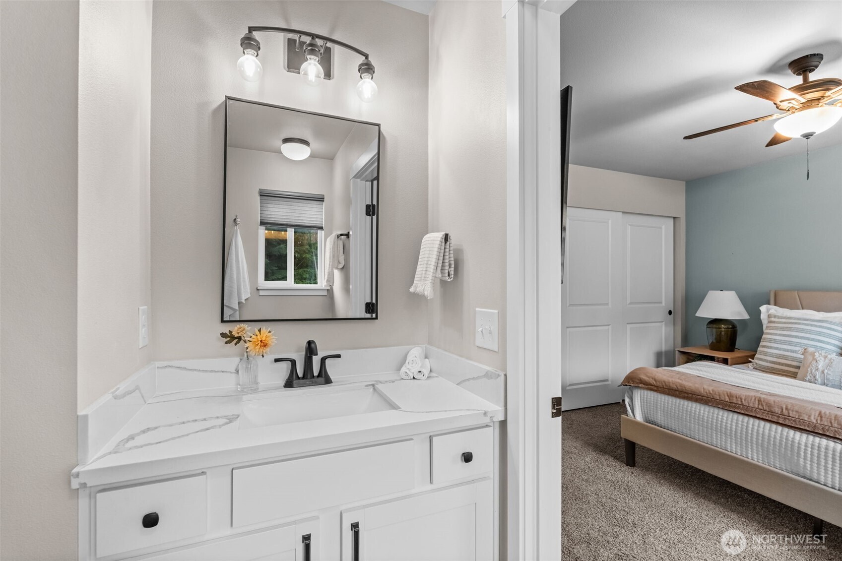 61 E Ellinor Peak Place , Belfair, WA 98528