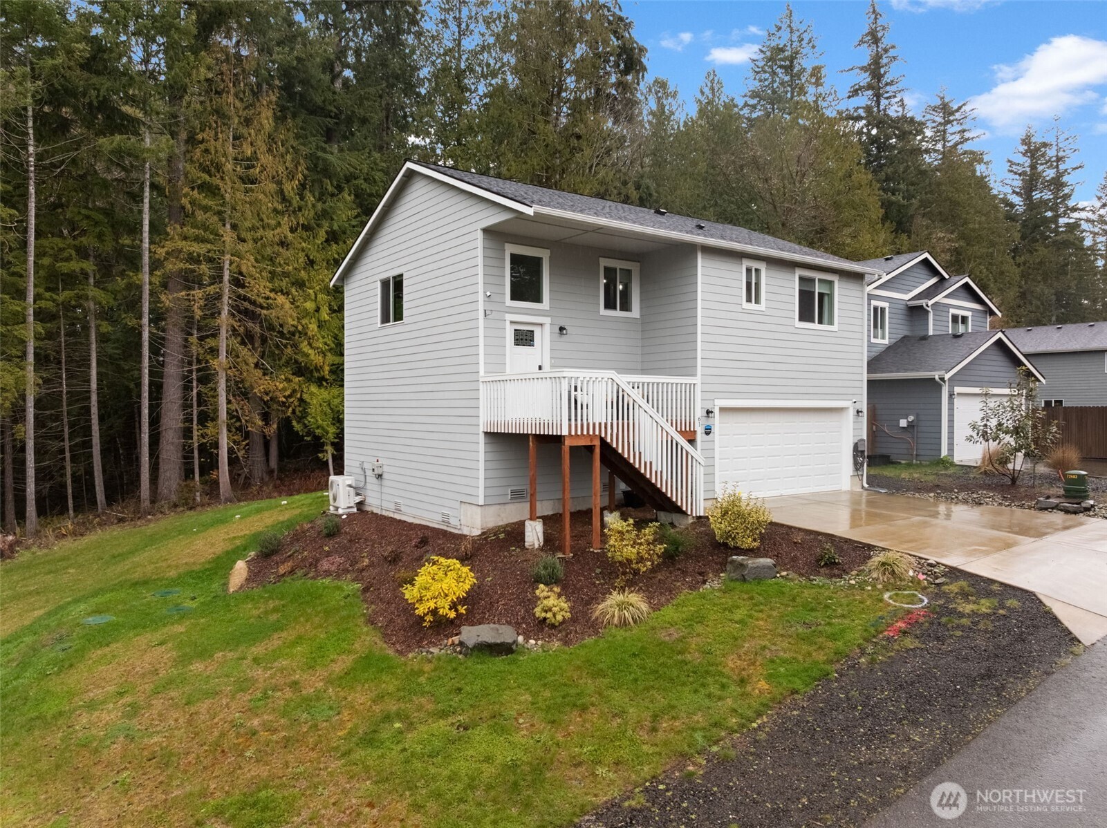 61 E Ellinor Peak Place , Belfair, WA 98528