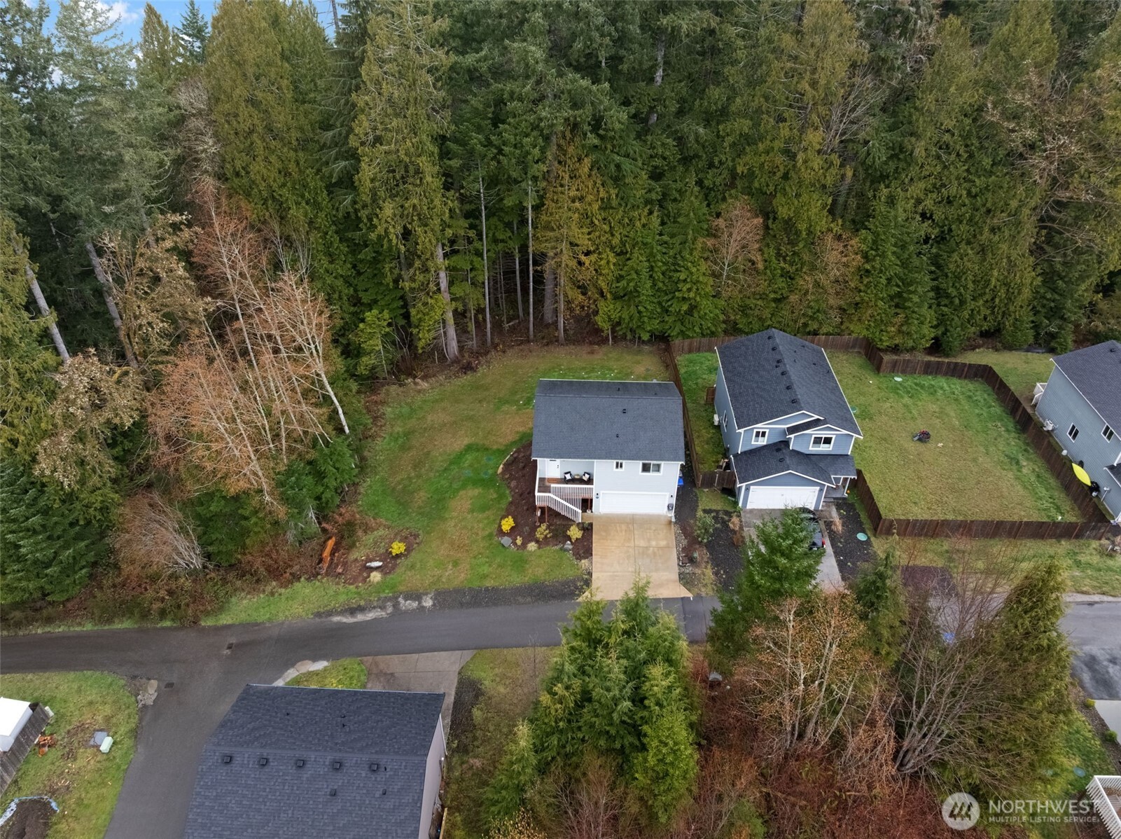61 E Ellinor Peak Place , Belfair, WA 98528