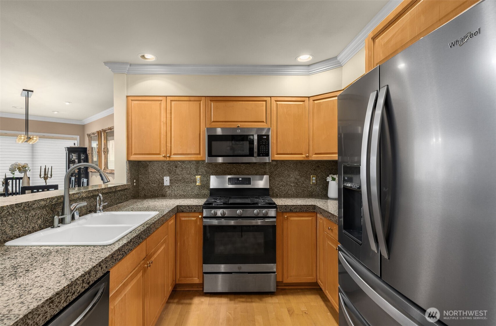 836 2nd Avenue #201, Kirkland, WA 98033