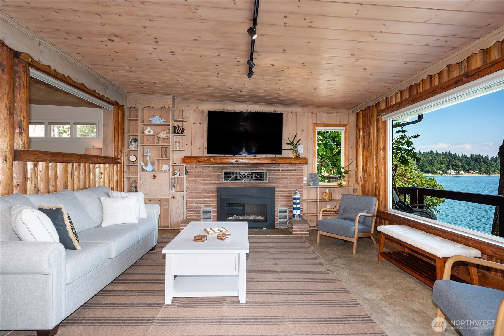 23134 Vashon Highway SW, Vashon, WA 98070