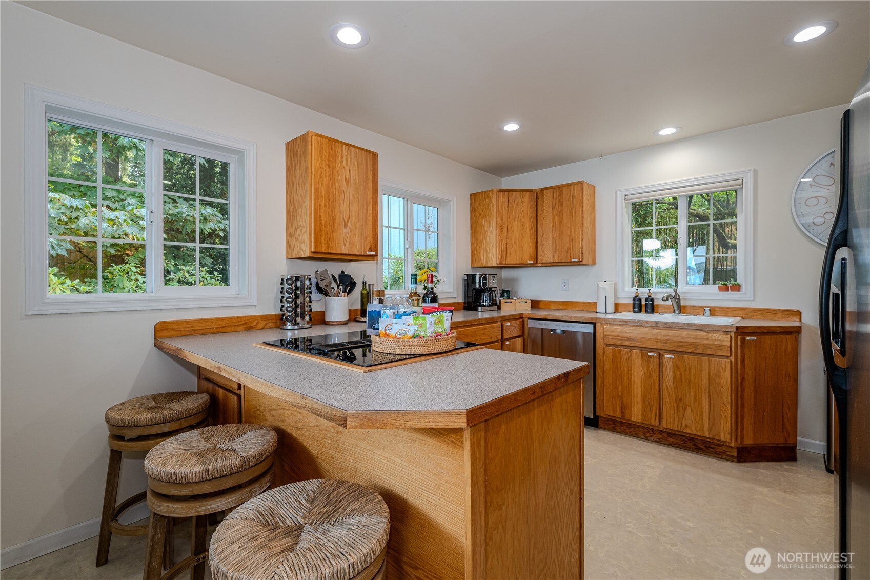 23134 Vashon Highway SW, Vashon, WA 98070