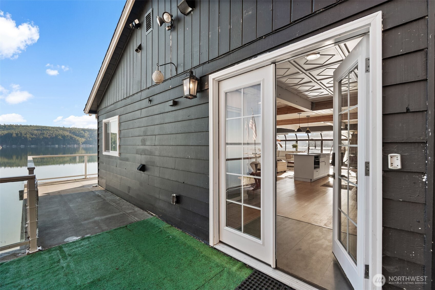 11031 NE North Shore Road , Belfair, WA 98528