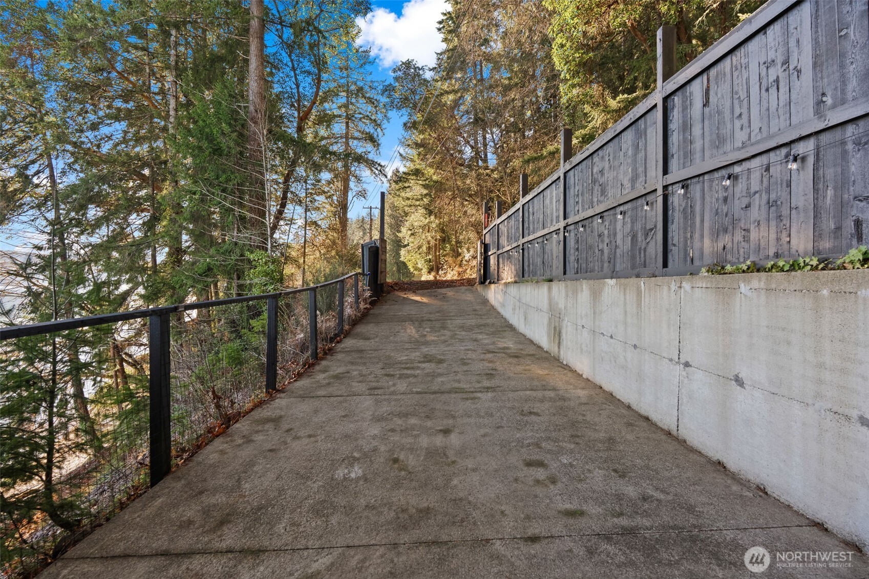 11031 NE North Shore Road , Belfair, WA 98528