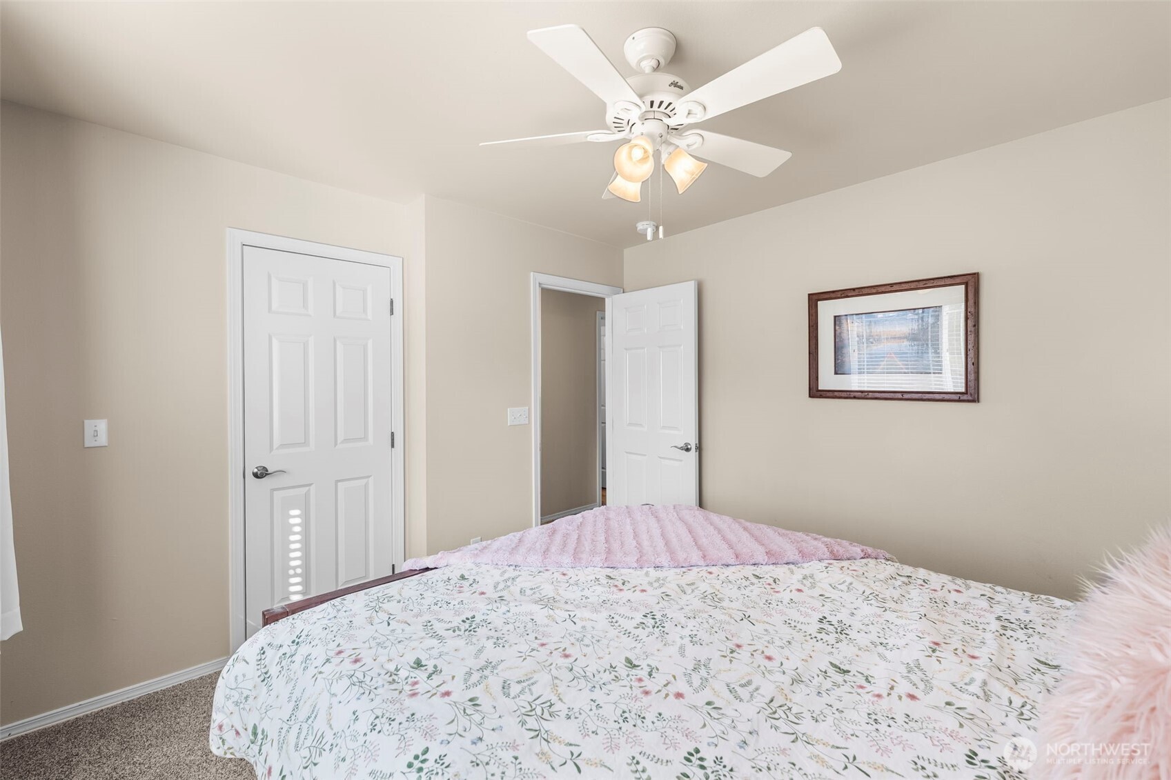 2886 Hannen Street , Dupont, WA 98327